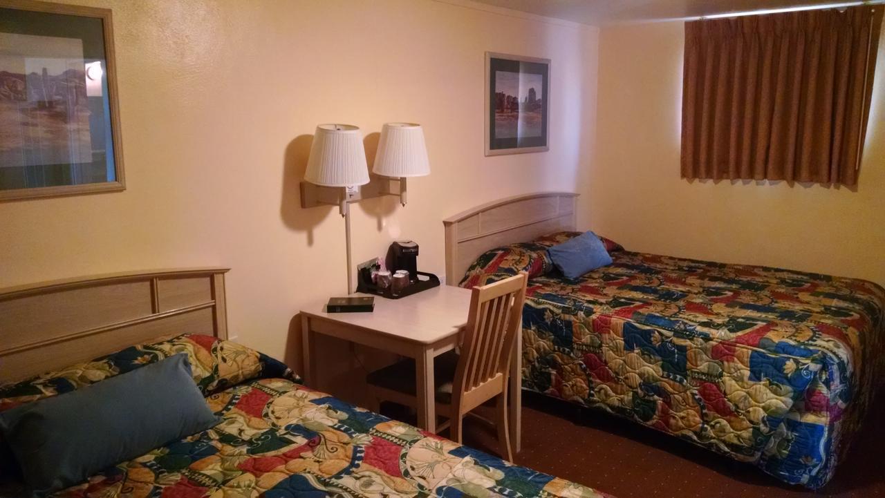 White Sands Motel Alamogordo Exterior photo